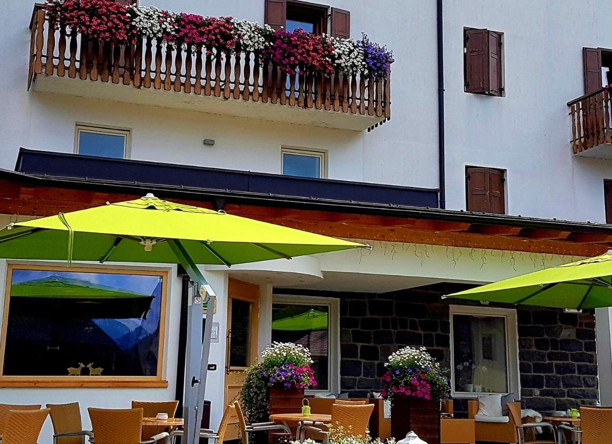 Ciasa Alpina Relax Hotel Moena Kültér fotó