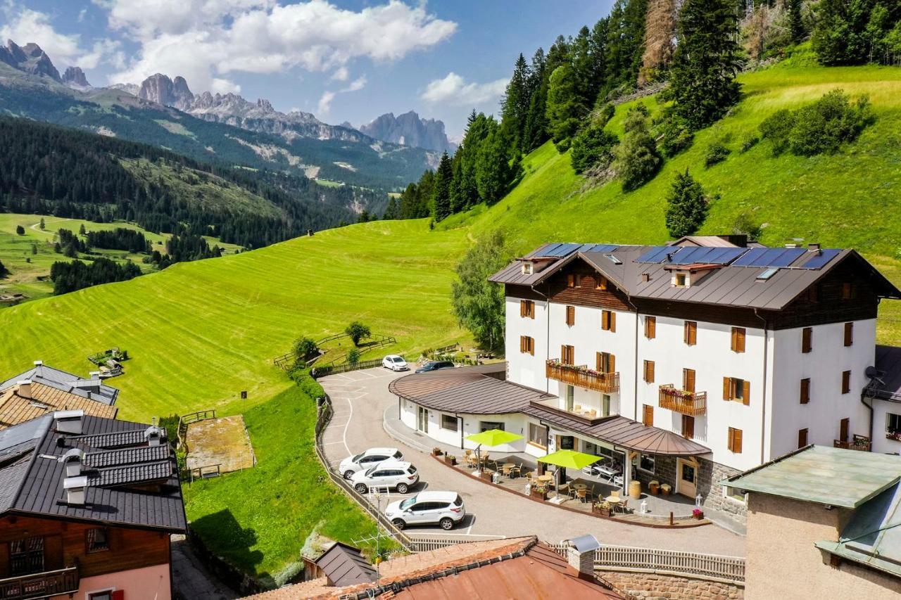 Ciasa Alpina Relax Hotel Moena Kültér fotó