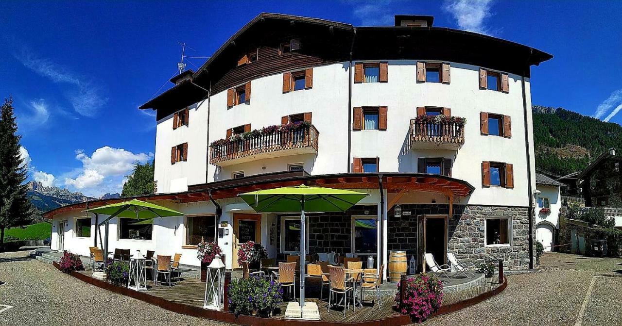 Ciasa Alpina Relax Hotel Moena Kültér fotó